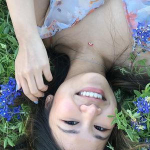 Meet your Posher, Huong